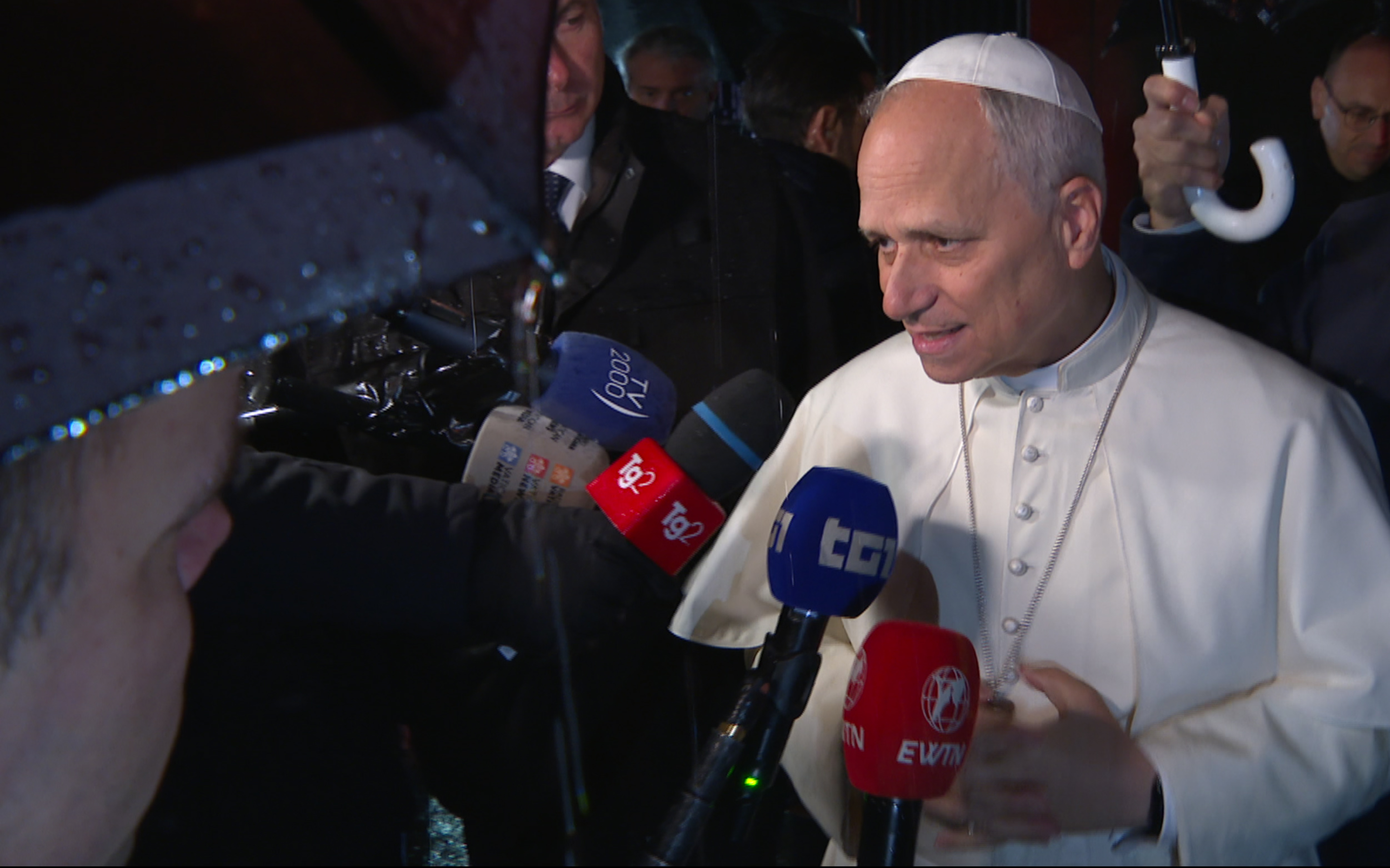 Der Papst, der hinter meinem Rücken sprach